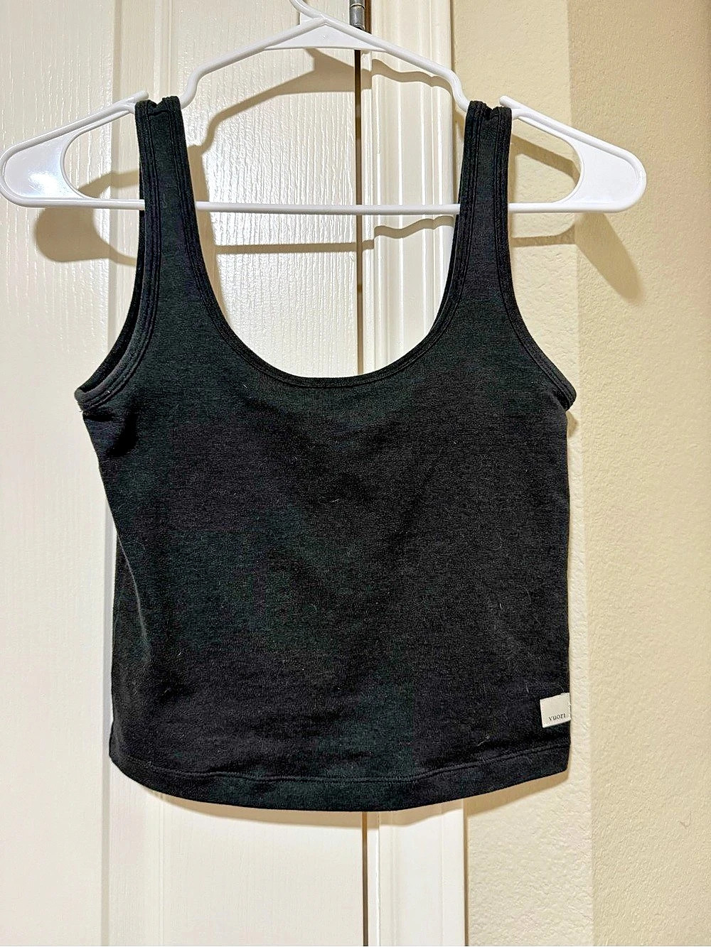 Like New Vuori Black Tank Top size XS
